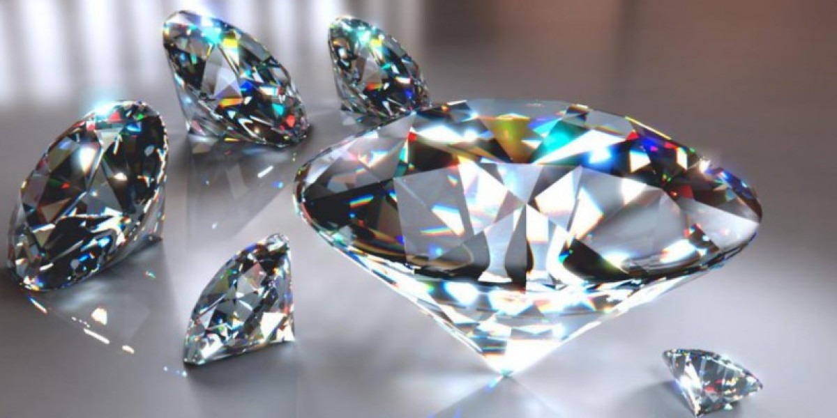 Mined or Lab Diamonds: Unveiling the Brilliance of Man-Made Diamonds