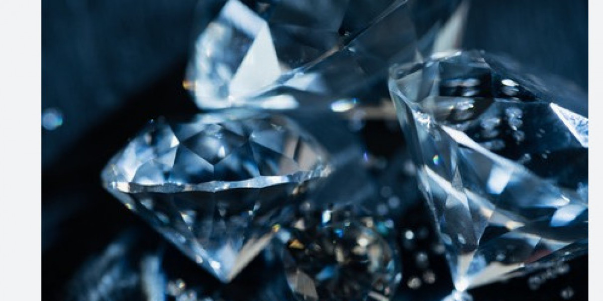 Decoding Elegance: Platinum vs. Gold Lab Diamond Rings - Unveiling the Brilliance of Lab Made Diamonds