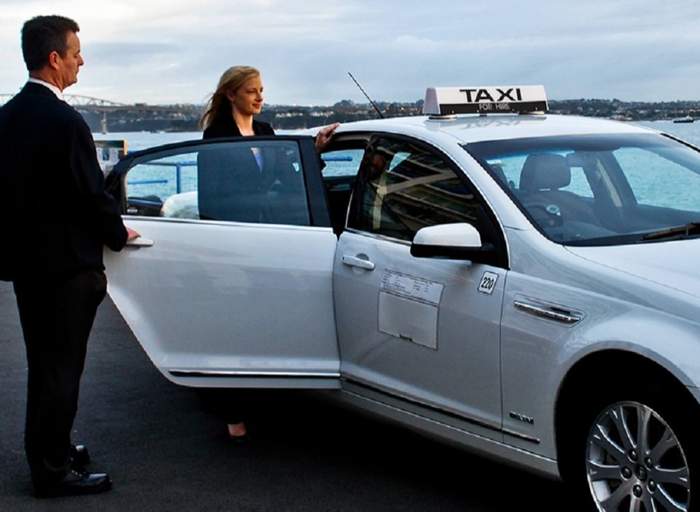 Taxi St Kilda, Taxi to St Kilda Airport - Silver Cabs Melbourne