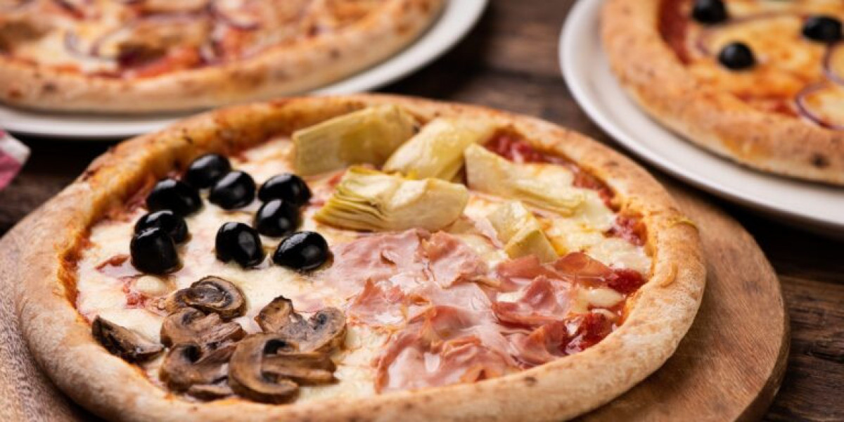 Online Order Pizza in Puerto Banus: Savoring the Best Flavors from the Comfort of Home