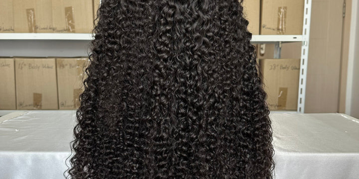 How to clean and maintain black wig?